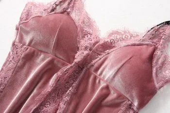 Moterų Rožinės spalvos Veliūras Skraiste Kostiumas Rudens Žiemos 2VNT Sleepwear Sexy Nėrinių Kratinys Nighty&Skraiste Nustatyti Moterų Aksomo Miego Nustatyti Namų Drabužiai