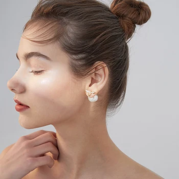 Xinwei auskarai 2020 naujas mados bičių auskarai moterims dirbtiniais perlų pakabukas auskarai papuošalai dovana