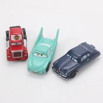 2-7cm 14pcs/daug Disney Pixar Cars 3 Žaislas Mini Žaibas McQueen Mater Jackson Audra PVC Veiksmų Skaičius, Automobilio Modelio, Žaislai Berniukams