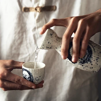 1PCS ANTOWALL Japonų, Kinų Stiliaus Keramikos Sake Vyno Teacup Spiritiniai Alkoholiniai gėrimai Retro Baltojo Vyno Taurės Mažas Teacup