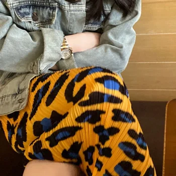 Miyake Klostuotas sijonas 2020 metų vasaros moterų spausdinti sijonas tiesiai Leopard sijonas aukštos wais korėjos Mada Moterims-line seksualus sijonas