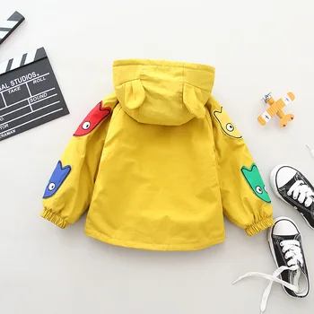 Kūdikių berniukų paltai 0-5 metų rudens ir žiemos berniukas striukė korėjos sustorėjimas merginos plius aksomo animacinių filmų striukė Užsienio prekybos