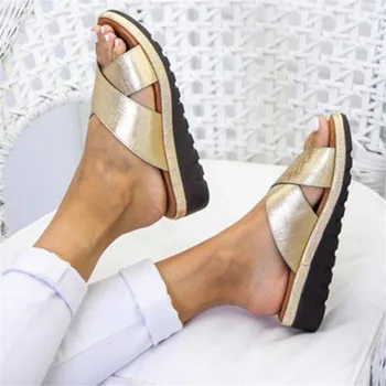 Dizaineris Šlepetės moterims 2020 m. naujas butas mados sandalai fifo paplūdimio bateliai vasaros moterų sandalai platforma didelio dydžio batus