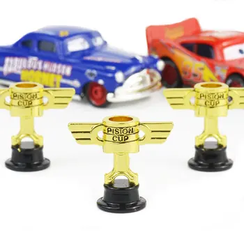 2 9cm Automobilių Žaibas McQueen 95 Su Piston Cup Disney Pixar Cars 3 Žaislai Mater Jackson Audra Diecast Metal Automobilių Žaislo Modelis
