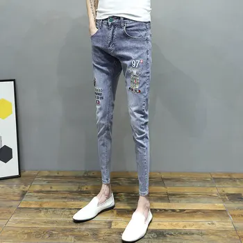 Karšto 2020 Džinsinio Džinsus vyrams lieknas kojų ruožas jaunimo plaukų stilistas kelnės plonas kojų kelnės erelis siuvinėjimo Liesas džinsus pieštuku kelnės